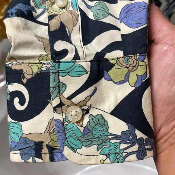 Robert Graham Button Down. New without Tags. Never worn - Picture 4 of 8